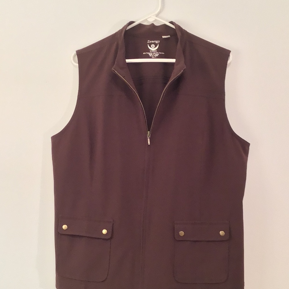 Zenergy by Chico’s Sleeveless Lightweight Vest